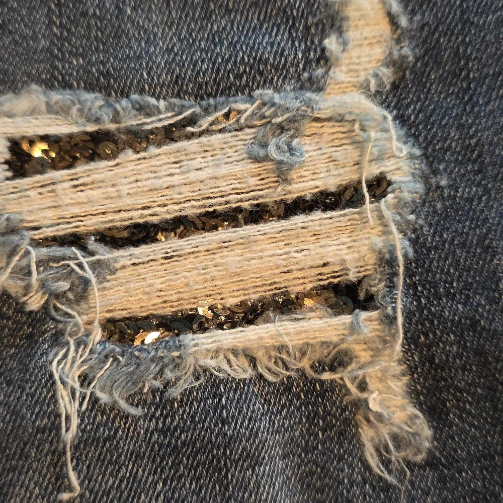 WHBM Skinny Jeans - Picture 3 of 5